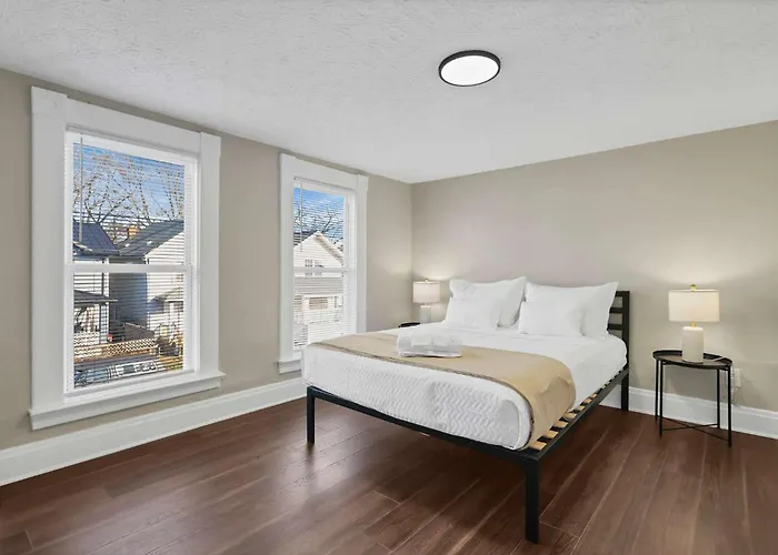 Bright And Cozy 3br Retreat Near Downtown Columbus