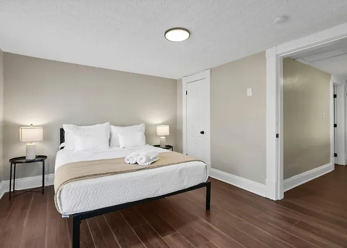 Сasa de vacaciones Bright And Cozy 3br Retreat Near Downtown Columbus
